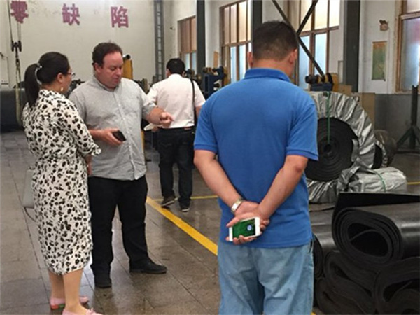 撸撸社下载最新版本安卓获取