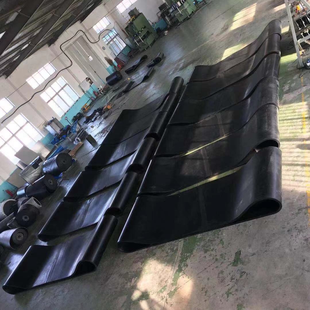 撸撸社下载安装IOS通用版在哪